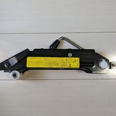 アウディTT 純正車載ジャッキ