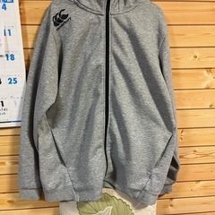 カンタベリー　パーカー3L ３１日までは出雲市　２月からは神奈川県