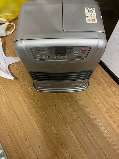石油ストーブ\n