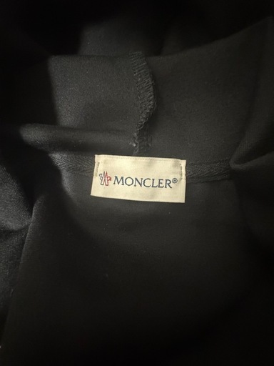 モンクレールパーカー