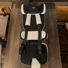 取引中⭐︎日本育児⭐︎チャイルドシートの画像