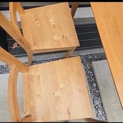 IKEA テーブルの画像