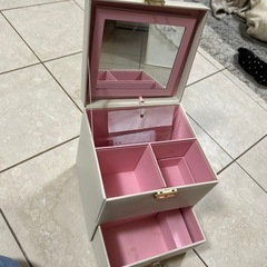 メイクボックスの画像
