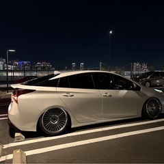 プリウス　50 aグレード