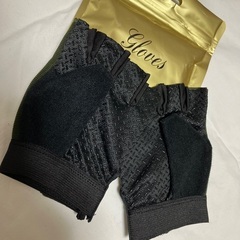 新品未使用　スポーツギア　フィンガーレスグローブの画像