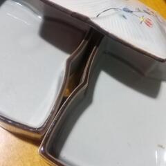 和食器のセットの画像