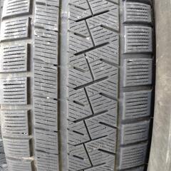 スタッドレスタイヤ　225 65 17の画像