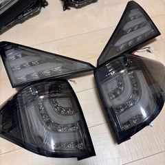 20 アルファード　ヴェルファイア  テール