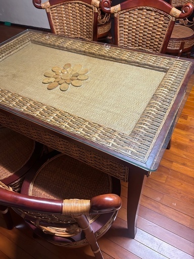 ダイニングテーブル　中古