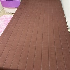 脚付きマットレス　シングル　3000円（最終）