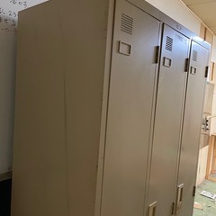 【受け渡し決定済】スチールロッカーの画像