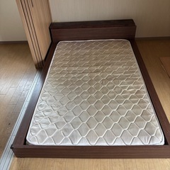 LOWYA ローベッド　セミダブル