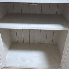 一人暮らし用食器棚の画像