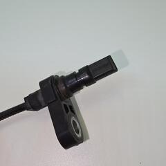 ダイハツ　スピード センサ FR RH(右前)の画像