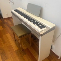 電子ピアノ