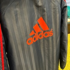 adidasフード付きベンチコート160センチの画像