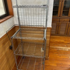 レンジなどのラックの画像