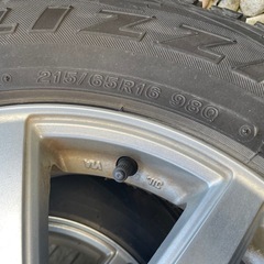 お取引終了⭐️　スタッドレス＆ホイール　215/65R16　デリカ　その他　⭐️の画像