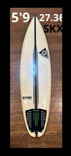 取り置き中！　TOMOサーフボード　SKX 5'9 27.3ℓ ショートボード　サーフィン