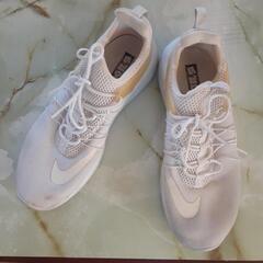 ナイキ　スニーカー　NIKE　26.5センチ　綺麗な方かと。