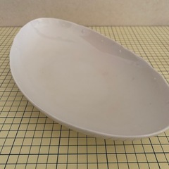 TACHI KICHI白い楕円形大きな皿2枚の画像