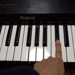 Roland KR-33 キーボード（中古）の画像