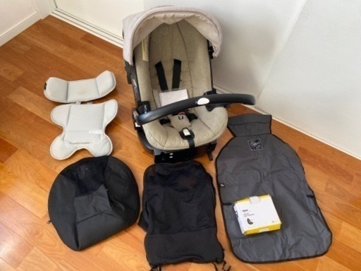 doona ドゥーナ　チャイルドシート兼ベビーカー　ISOFIX