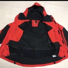 ほぼ未使用の美品THE NORTH FACE ザノースフェイス ジャケット 上着 ジャンパーの画像