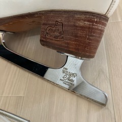 【引き渡し相談中】フィギュアスケート靴24.5cm　の画像
