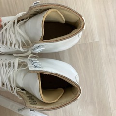 【引き渡し相談中】フィギュアスケート靴24.5cm　の画像
