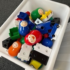 ベネッセこどもちゃれんじ　ネジブロック