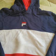 FILA　フード付きパーカーの画像