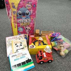値下げ！おもちゃ、絵本、オムツなど