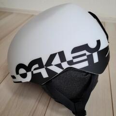 OAKLEYキッズヘルメット