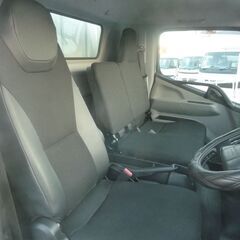 R.3(2021)年 三菱ふそう キャンター 3.0 セミロング 全低床 ディーゼル 3tセミロングワイド平 ホワイト  オートマ　集中ドアロック　エアバック　LEDライト　左電格ミラー　検付き1年　　17143の画像