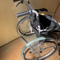 車椅子　の画像
