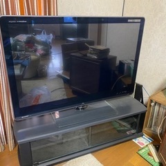 テレビ　46型　SHARP AQUOS 世界の亀山ブランド　