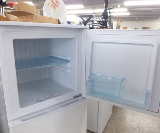 ② 2ドア冷蔵庫 138L 2019年製 Abitelax AR-143E 100Lクラス ホワイト系 ストライプ ☆ 札幌市 北区 