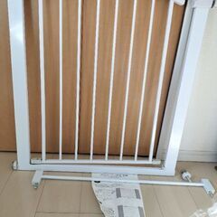 LANGRIAオートゲート/ベビーゲート/ペットにも◎