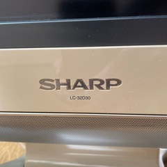 シャープ32型テレビ
