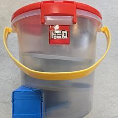 【美品】トミカ でるでるバケツ