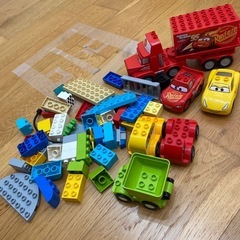 デュプロ　カーズ　車セット