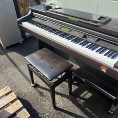 ジャンク　YAMAHA Clavinova CLP-711  電子ピアノ　ピアノイスの画像