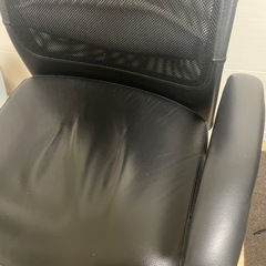 オフィスチェアーの画像