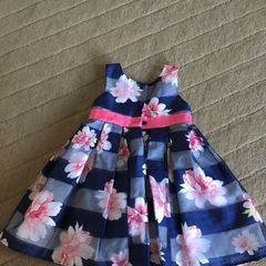 キッズ95㎝　パーティードレスの画像