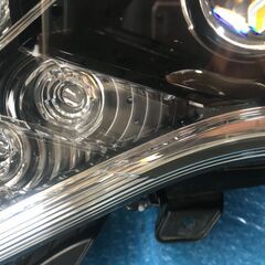 TRJ150　GRJ150　GRJ151　GDJ150　GDJ151　ランドクルーザープラド　ヘッドレンズ　ライト　ランプ　右左　純正 KOITO 60-215　PRADOの画像