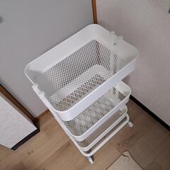 三段ラック　IKEAの画像