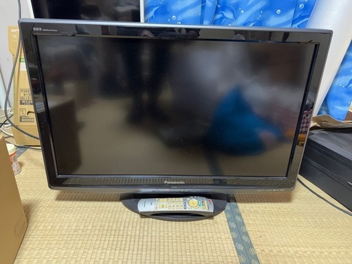 Panasonic⭐️テレビ32型　リモコン付き❗️