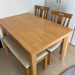 ダイニングテーブル4点セット