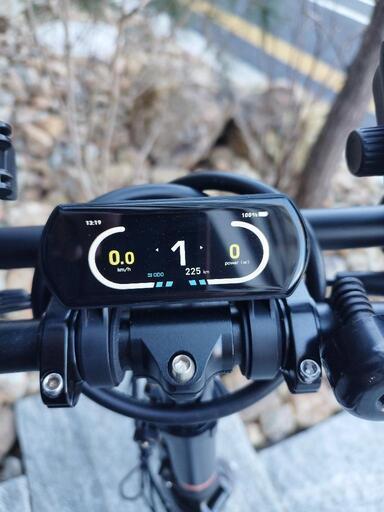 お取引はメーカー修理対応後です。電動アシスト自転車 AiDDE A3